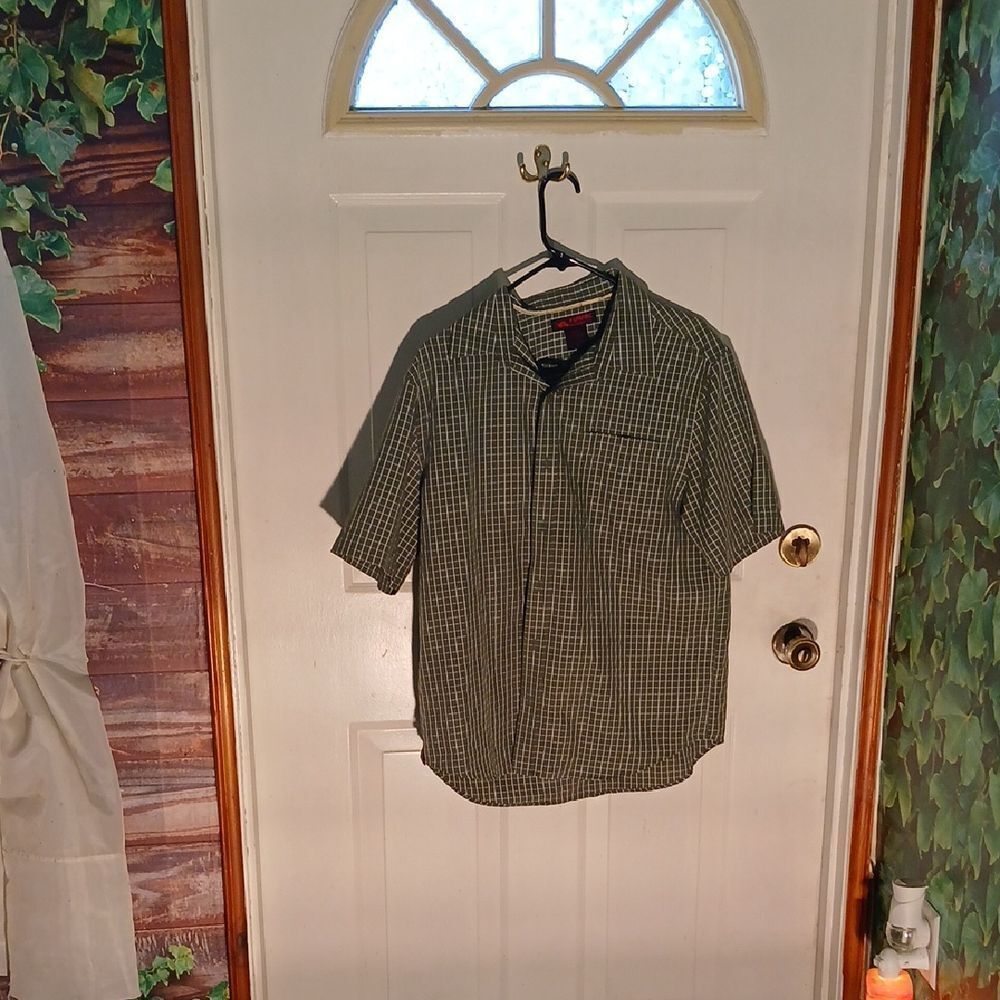 Tony Hawk Men's Green Plaid Button Down Shirt RL19